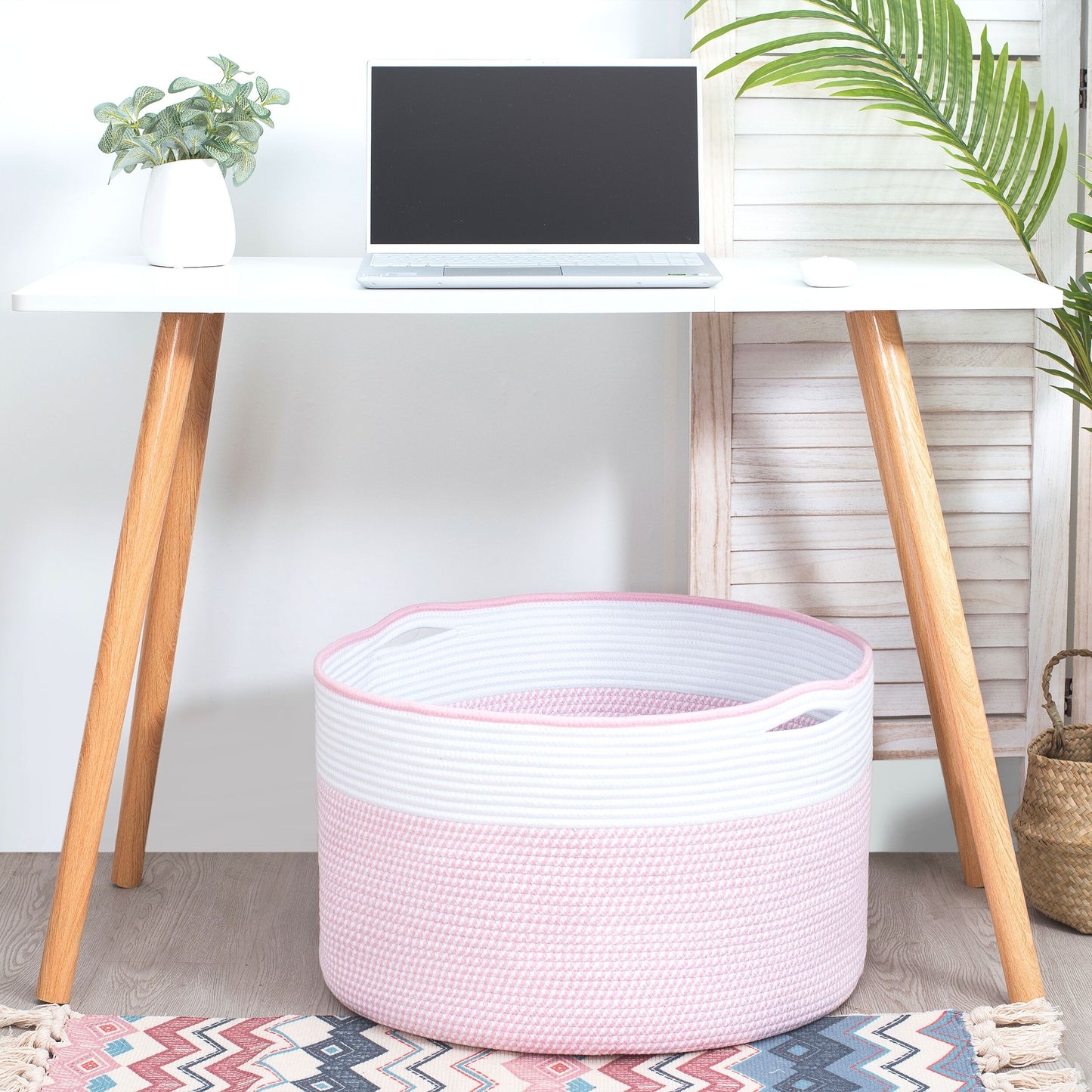22"x14" Rope Basket w/ Slit Handles - Light Pink