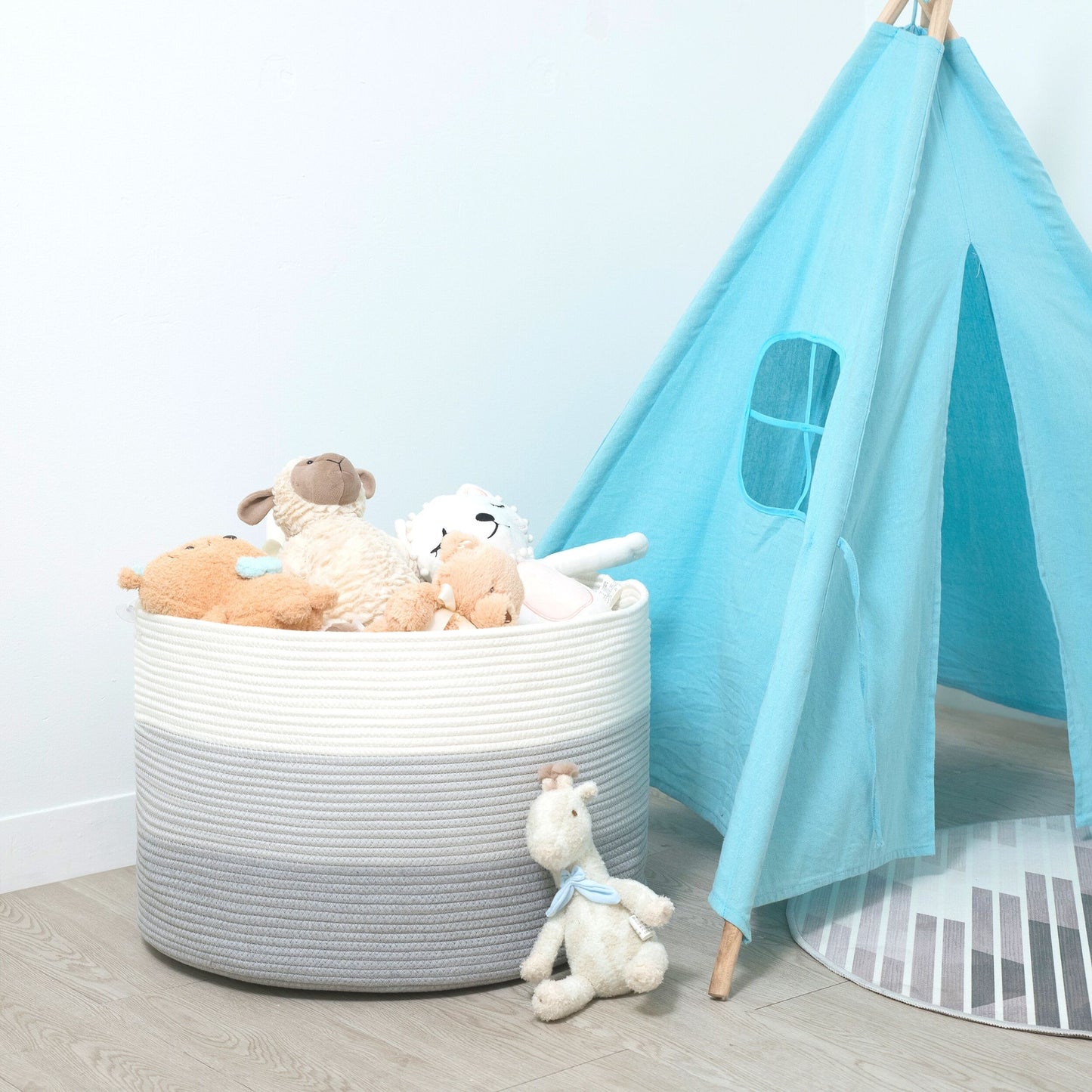 22"x14" Rope Basket w/ Slit Handles - 3-Tone Light Grey